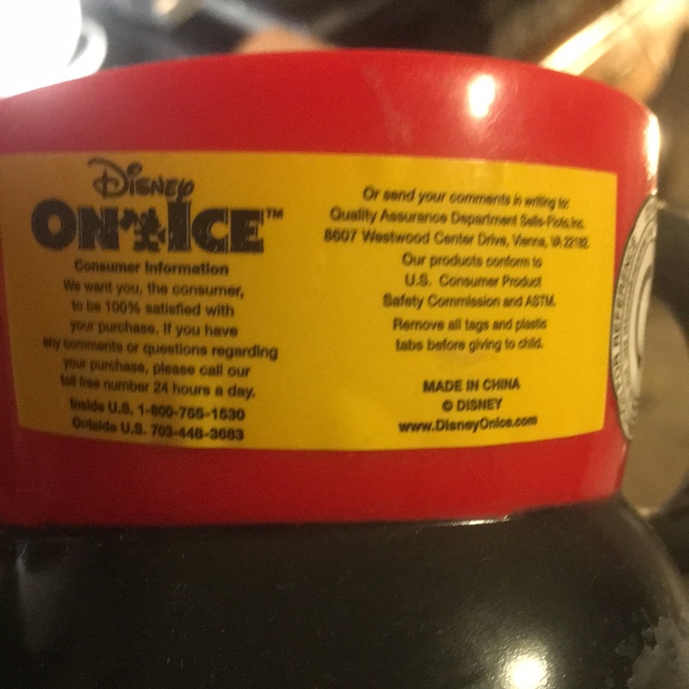 Disney Collectors MUST HAVES!! Mickey phone! Mickey/Minnie cups, card & clocks - Picture 14 of 16